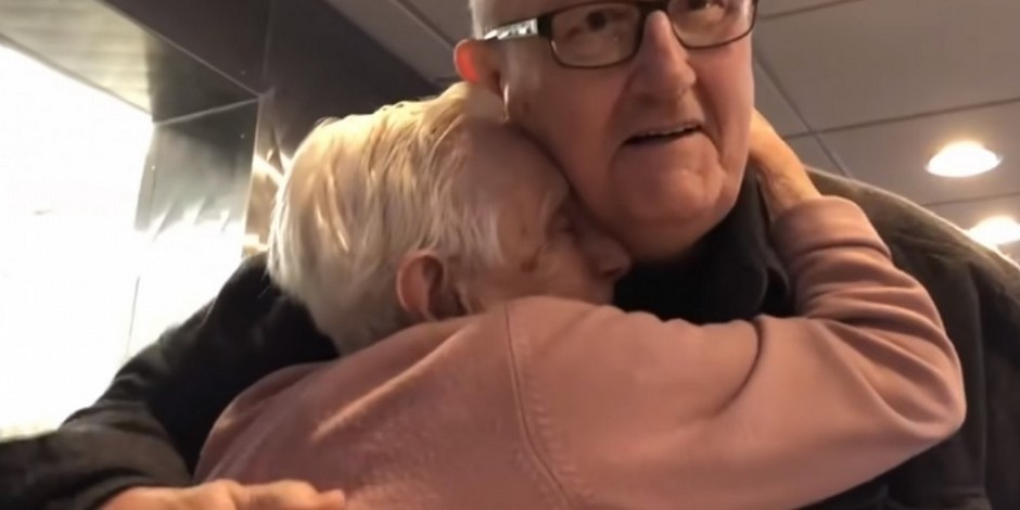 irmã de 87 anos reencontra irmão de 70