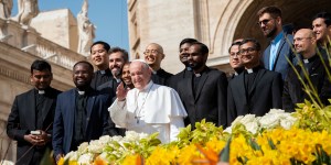 Papa: sacerdócio é inserção no mistério de Cristo
