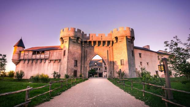 PUY DU FOU; FRANCE; CITADEL; AMUSEMENT PARK