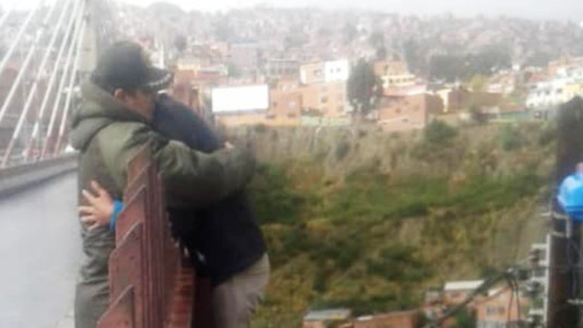 web3-bolivia-police-rescue-40pol_boliviana.jpg