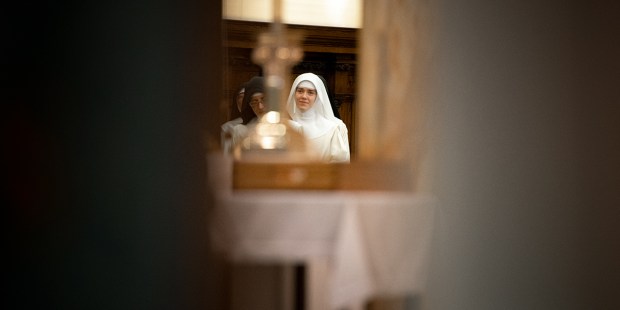 NUN,DOMINICAN SISTERS,CLOISTER