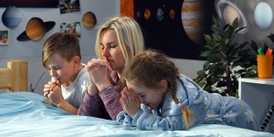 A fé católica ajuda as mães na criação dos filhos?