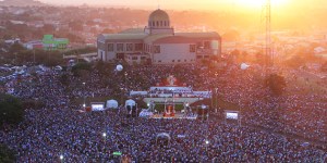 O Santuário Basílica do Divino Pai Eterno completou 13 anos nesta semana