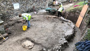 Escavações em Lyminge mostram como os mosteiros medievais sobreviveram aos ataques vikings