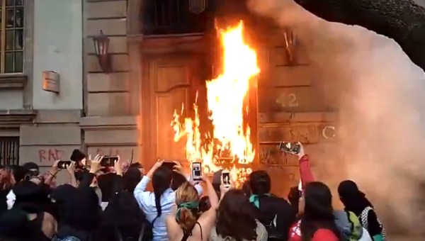 Vandalismo feminista no México