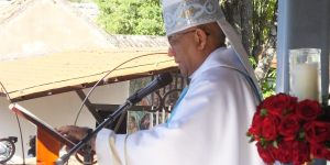 Regime da Venezuela ataca bispo católico por criticar o governo