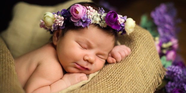 Nomes de menina que carregam uma oração