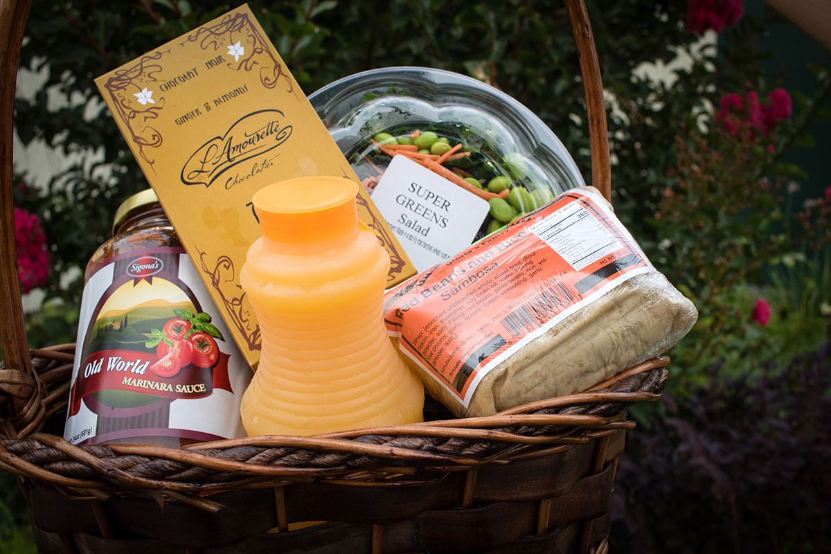 GIFT BASKET