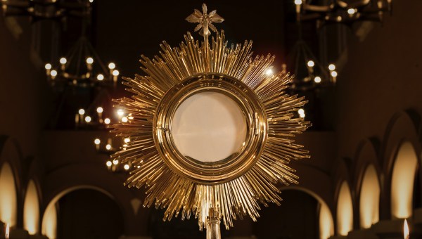 Adoração da Eucaristia