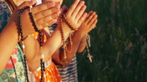 CHILDREN, PRAY, ROSARY