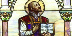 Santo Inácio de Loyola: o santo que nos leva a uma experiência pessoal com Deus