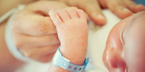 A você que atua em hospitais ou nas ruas: o Batismo em caso de necessidade