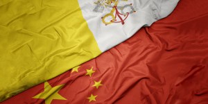 Bispo completa 1 ano de prisão arbitrária na China