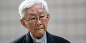 Cardeal Joseph Zen é preso em Hong Kong