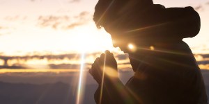Oração para pedir que Jesus afaste a escuridão da sua vida
