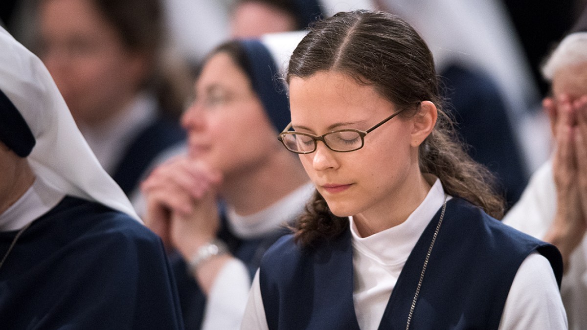 web3-sister-of-life-novice-mass-prayer-jeffrey-bruno-for-aleteia.jpg