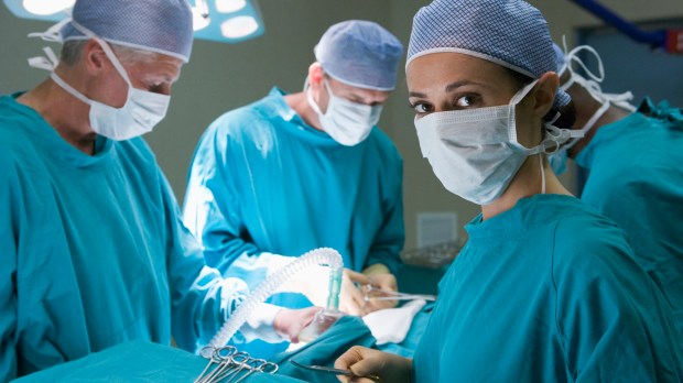 médicos