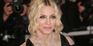Padre responde a Madonna após queixa ao Papa por excomunhão