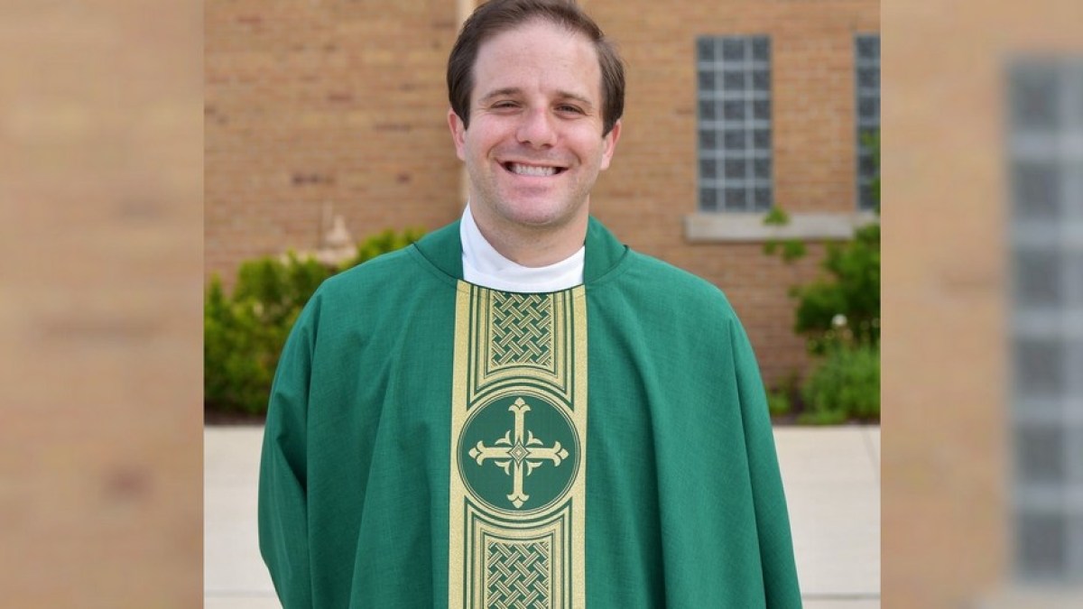 Padre-Matthew-Hood.jpg