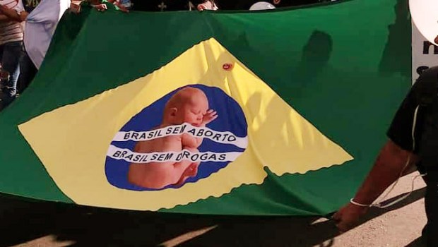 Brasil pró-vida e contra o aborto