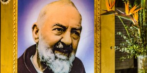 A rara imagem do Menino Jesus que o Padre Pio guardava em sua cela