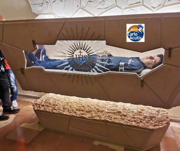 Carlo Acutis, exposição do corpo incorrupto em Assis
