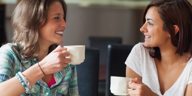 CONFIDENCES ENTRE DEUX AMIES