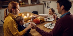 Como tornar a hora do jantar com sua família mais agradável