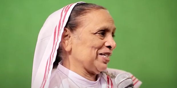 Irmã Ruth Lewis, freira católica "mãe dos esquecidos" no Paquistão