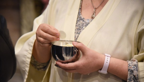 Mulheres nos ministérios litúrgicos