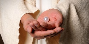 Jesus e a riqueza: Ele condena quem guarda dinheiro?