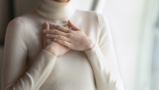 WOMAN SHOWING GRATITUDE