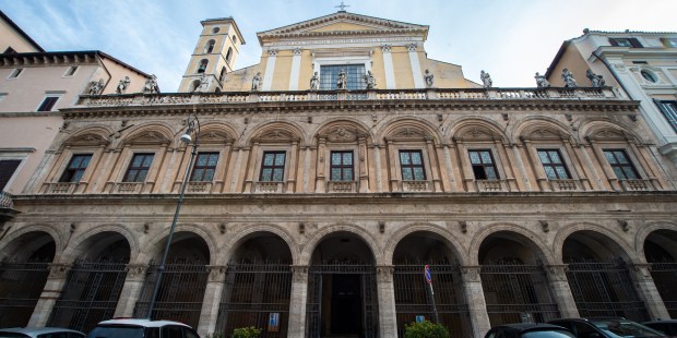 Basílica dos Doze Apóstolos fotos