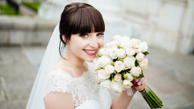BRIDE, SMILE, FLOWER