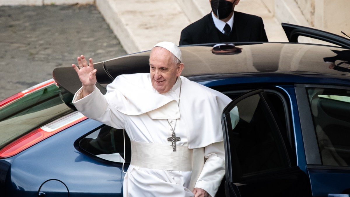 WEB2-AMPAM1921-Pope-Audience-May-19-2021-Antoine-Mekary-ALETEIA-AM_4732.jpg