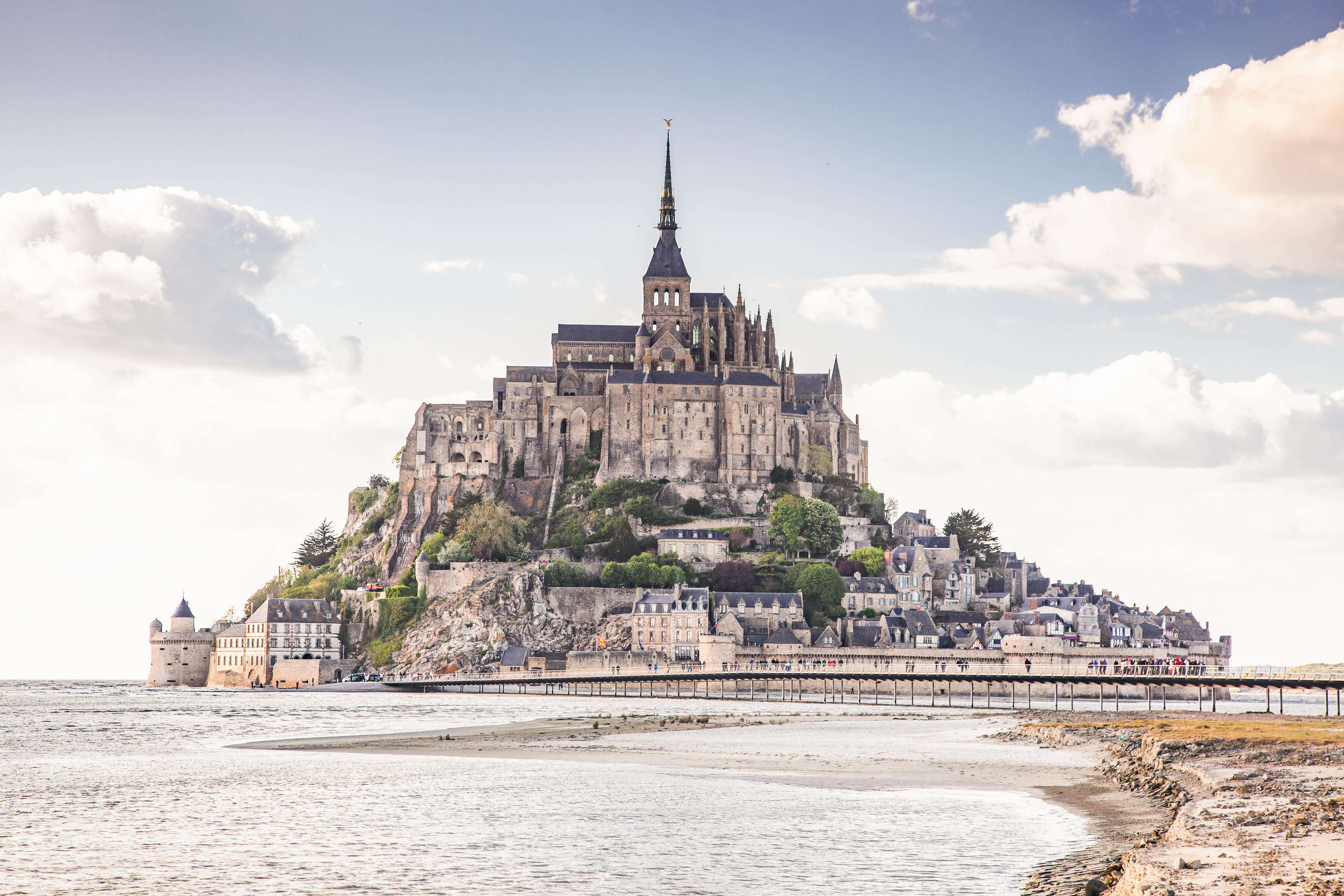 MOUNT ST MICHAEL