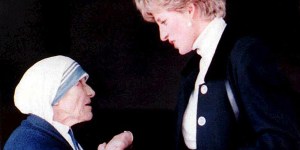 Sabia que a princesa Diana foi sepultada com um Terço?