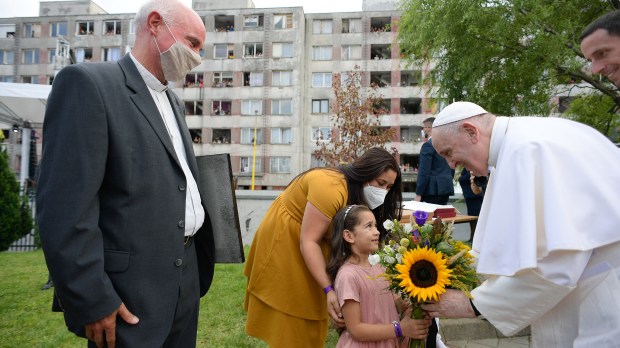 Papa visita comunidade cigana da Eslováquia