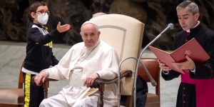Papa: é o amor que nos liberta da escravidão do egoísmo