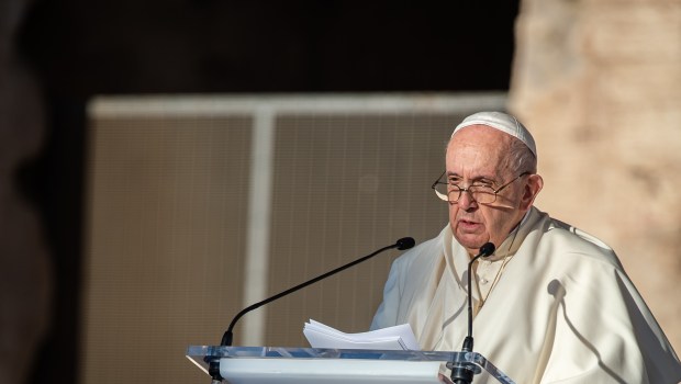Prayer-and-Meeting-for-Peace-promoted-by-the-Community-of-SantEgidio-Colosseum-Rome-ALETEIA