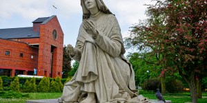 Por que São Miguel cuidou de Santa Faustina de forma especial?