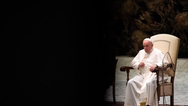 A vida do Papa e dos padres será pesada por falta de família?