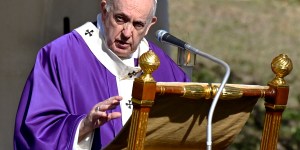 Papa: o caminho que conduz ao Reino de Deus e à felicidade