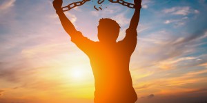 Cura e libertação: como aprender a ser livre em Deus