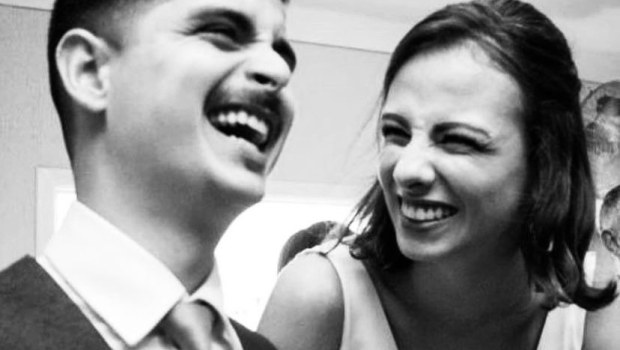 O casal Sara e Bernardo, de Petrópolis, no dia de seu casamento