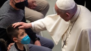 POPE-FRANCIS-AUDIENCE-PAUL-VI-HALL-MARCH-23-Antoine-Mekary-ALETEIA
