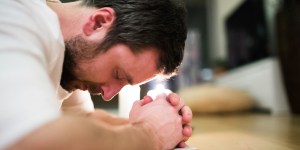 Como continuar acreditando no amor de Deus, apesar das dificuldades