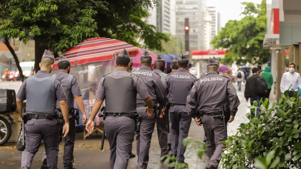 POLICIA, POLICIAIS