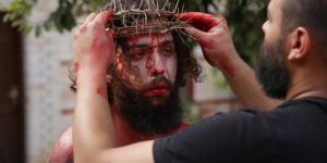 Do palco para as telas: desafios e inspirações dos atores de uma série sobre a Paixão de Cristo