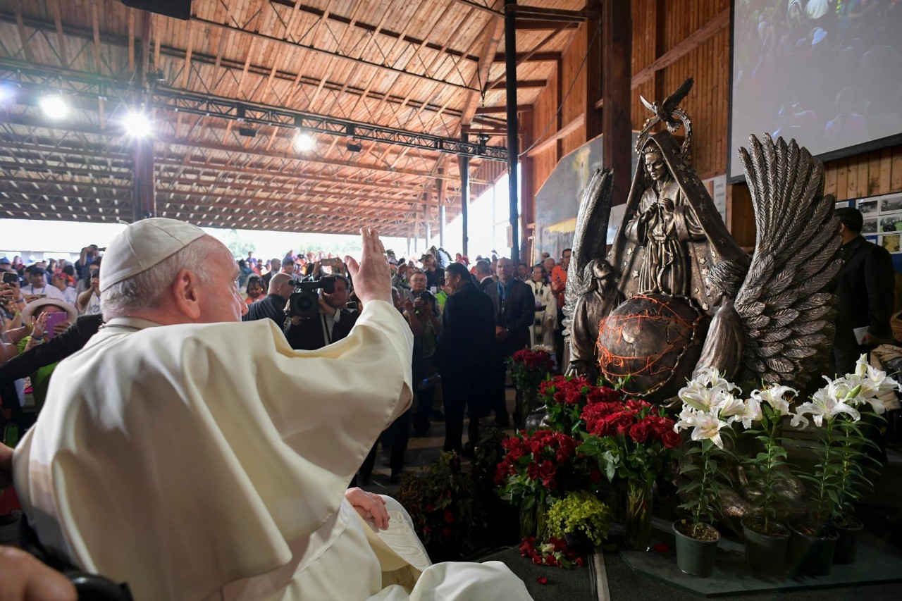 Mary_Untier_of_Knots_By_T_Schmalz_-_Credits_C_2022_Vatican_Media.jpeg